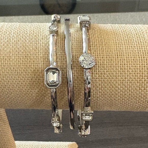 Jewelry - Silver Crystal Bezel Bangle Bracelet Set